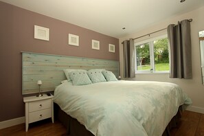 Apartment | 1 bilik tidur, meja, seterika/papan seterika