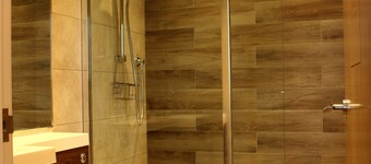 Lowfield Apartment
