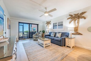 平板电视、办公室