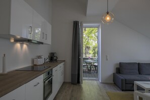 Superior Apartment, Private Bathroom | Private kitchen - Landcafé Neumann (Bad Zwischenahn)