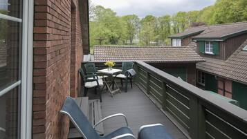 Deluxe Apartment, Private Bathroom, Lake View | Balcony view