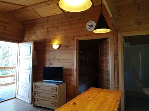 Luxury Chalet, 1 Bedroom, Non Smoking, Sea View | Living area