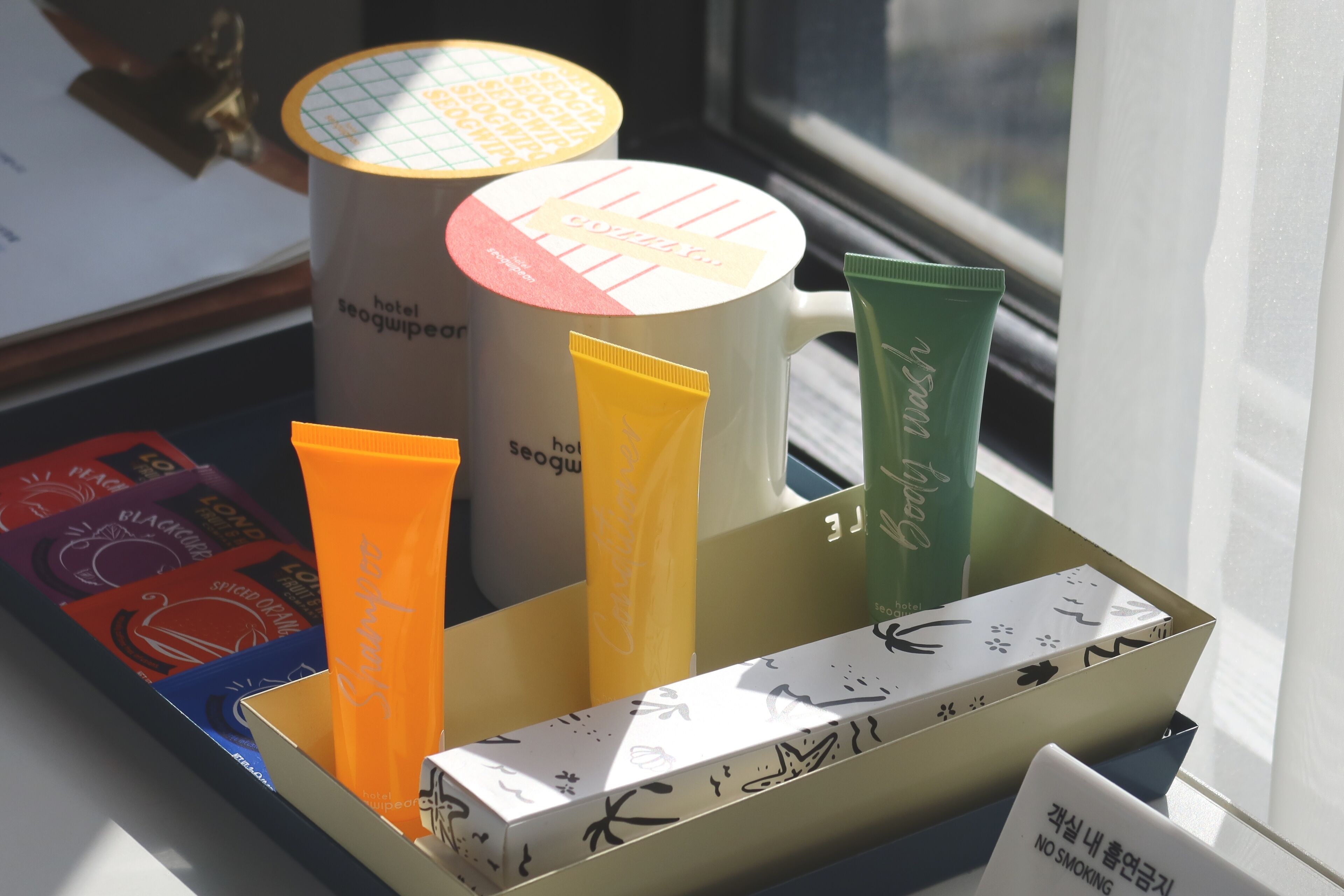 shower, free toiletries, hair dryer, slippers