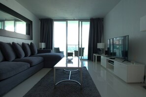 Living area - Beachfront Apt | Hollywood, 10th Floor + Pool (Hollywood)