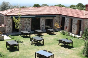 Breakfast, lunch and dinner served - Rukim Otel (Odemis)