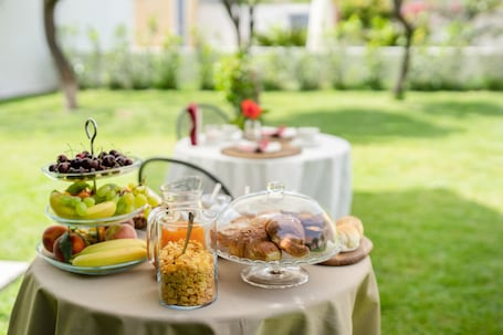 Free daily local cuisine breakfast