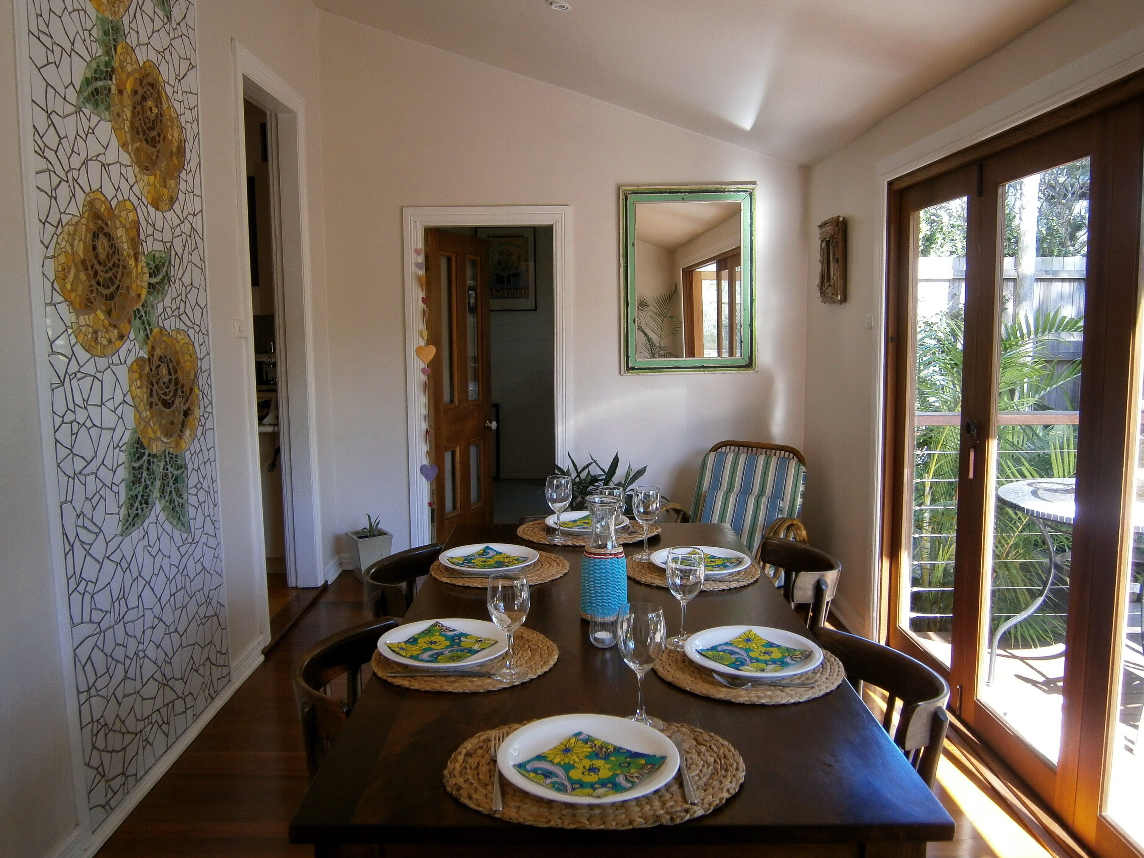 You'll feel at ease in this \"home from home\". — image 17