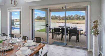 Lake Resort on Black Bull