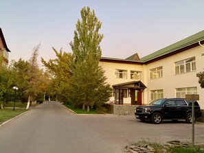 Exterior - Hotel Sirdaria (Kyzylorda)