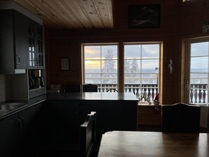 Deluxe Chalet | Private kitchen | Fridge, microwave, oven, stovetop - Ski Lodge Idre Fjäll (Idre)
