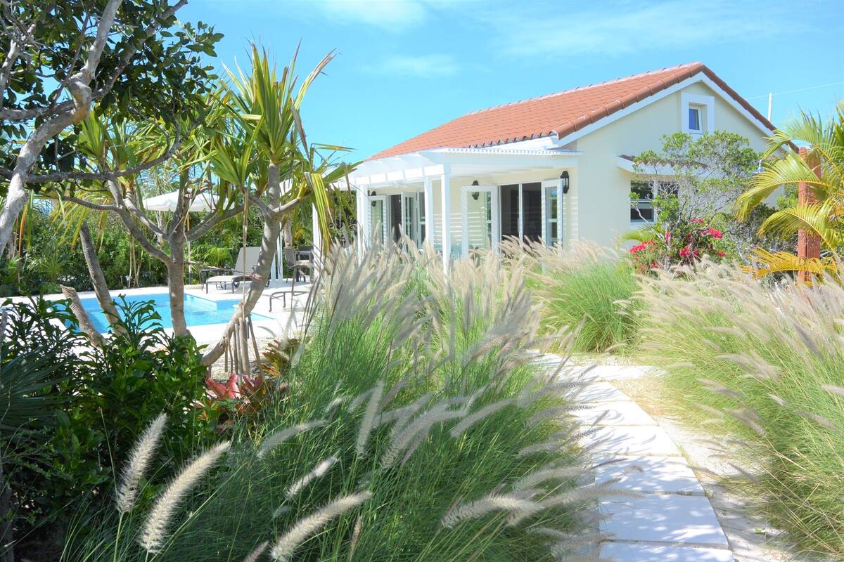 Cottage, 1 King Bed (Esencia) | Terrace/patio