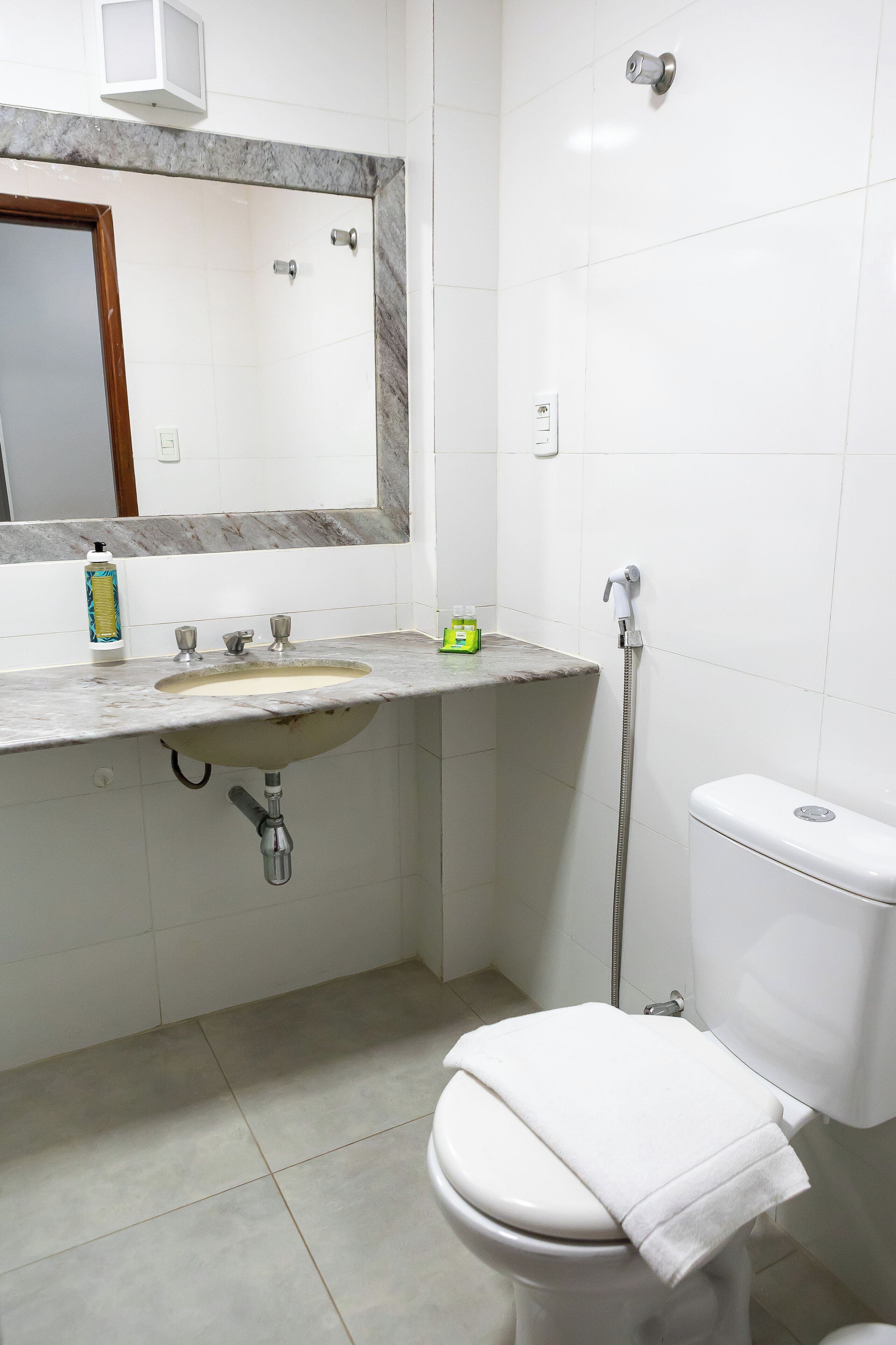 Photo - Allegro Hotel