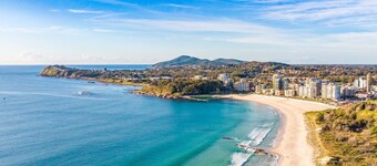 Anchorage 10 - Views to the Bridge!