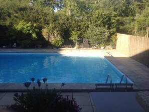 Outdoor pool - La Combe Joseph (Remoulins)