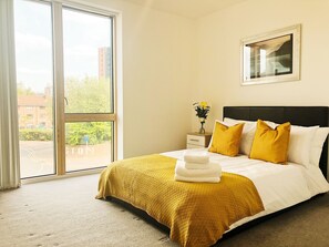 Apartment, 2 Bedrooms | 2 bedrooms, iron/ironing board, free WiFi, bed sheets - Ekhaya 1 (Salford)