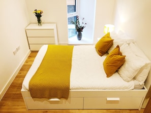 Apartment, 2 Bedrooms | 2 bedrooms, free WiFi, bed sheets - EKHAYA 2 (Salford)