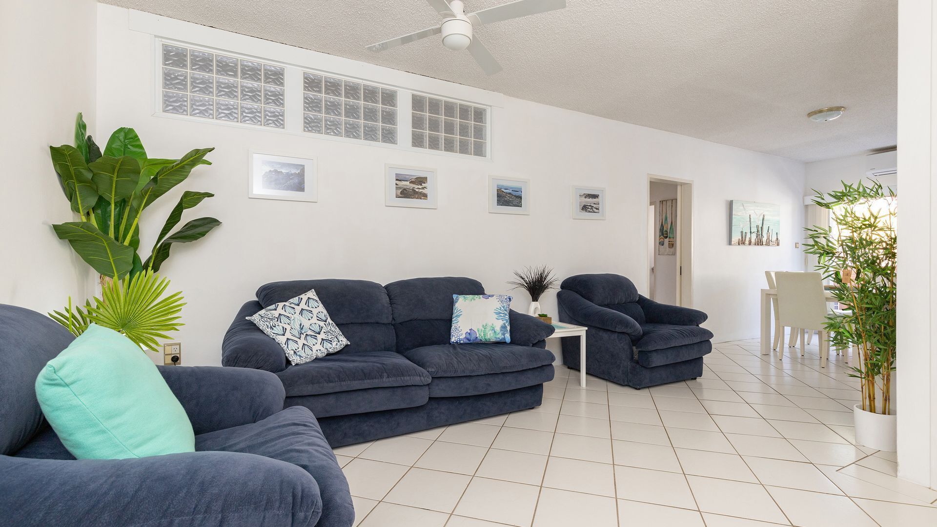 Smart TV, DVD player