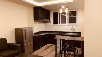 Executive Suite, 1 Bedroom, Hill View | Private kitchen | Coffee/tea maker, electric kettle