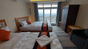 1 bedroom, Select Comfort beds, in-room safe, individually decorated