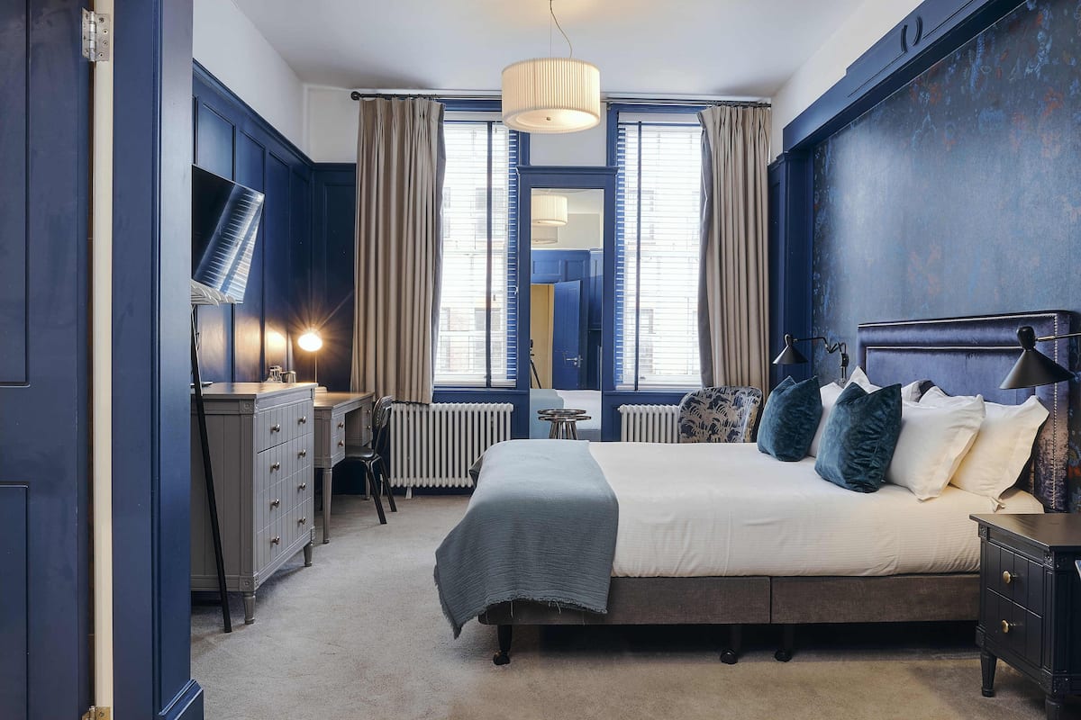 Junior Double Room