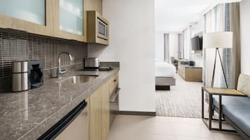 Studio, 2 Queen Beds, Corner | Private kitchen | Mini-fridge, microwave, dishwasher, coffee/tea maker