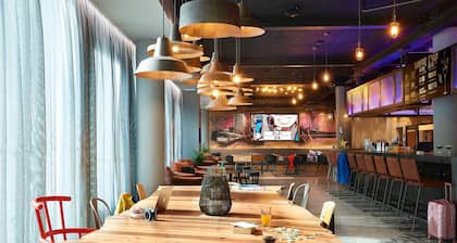 Moxy Dublin City