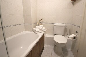 开间 (Sleeps 2) | 浴室 | 免费洗浴用品、吹风机、毛巾