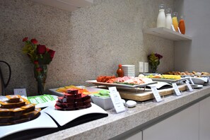 Buffetaamiainen