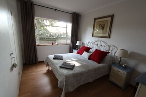 2 bedrooms, in-room safe, iron/ironing board, WiFi