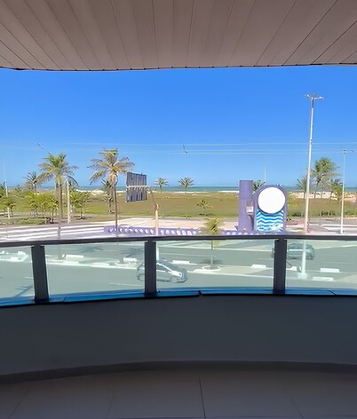 Hanna Arcos D Atalaia