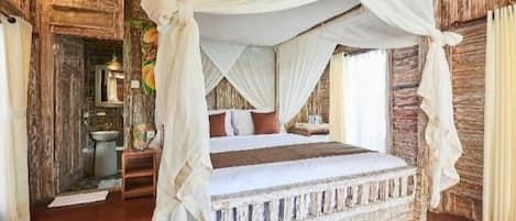 Deluxe Room, Pool View | Premium bedding, pillowtop beds, in-room safe, iron/ironing board