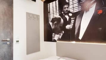 Zweibettzimmer, Gemeinschaftsbad | Schallisolierte Zimmer, kostenloses WLAN, Bettwäsche, Rollstuhlgeeignet