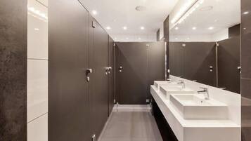 Twin Room, Shared Bathroom | Bathroom | Shower, hydromassage showerhead, hair dryer, towels