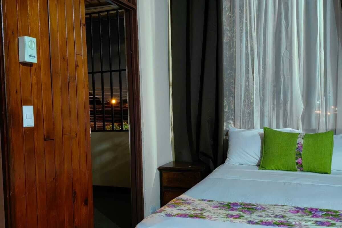 quadruple room | free wifi, bed sheets