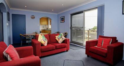 Anchorage 7 - Close by to the Rockpool!