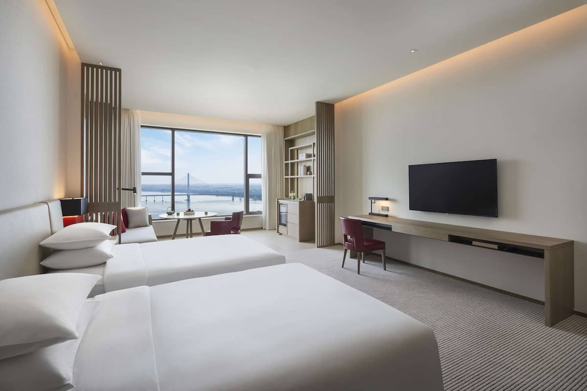 1 Schlafzimmer, Minibar, Zimmersafe, Schreibtisch