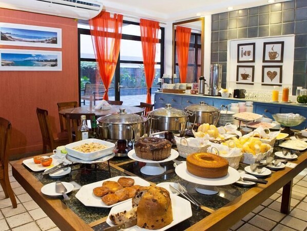 Breakfast buffet
