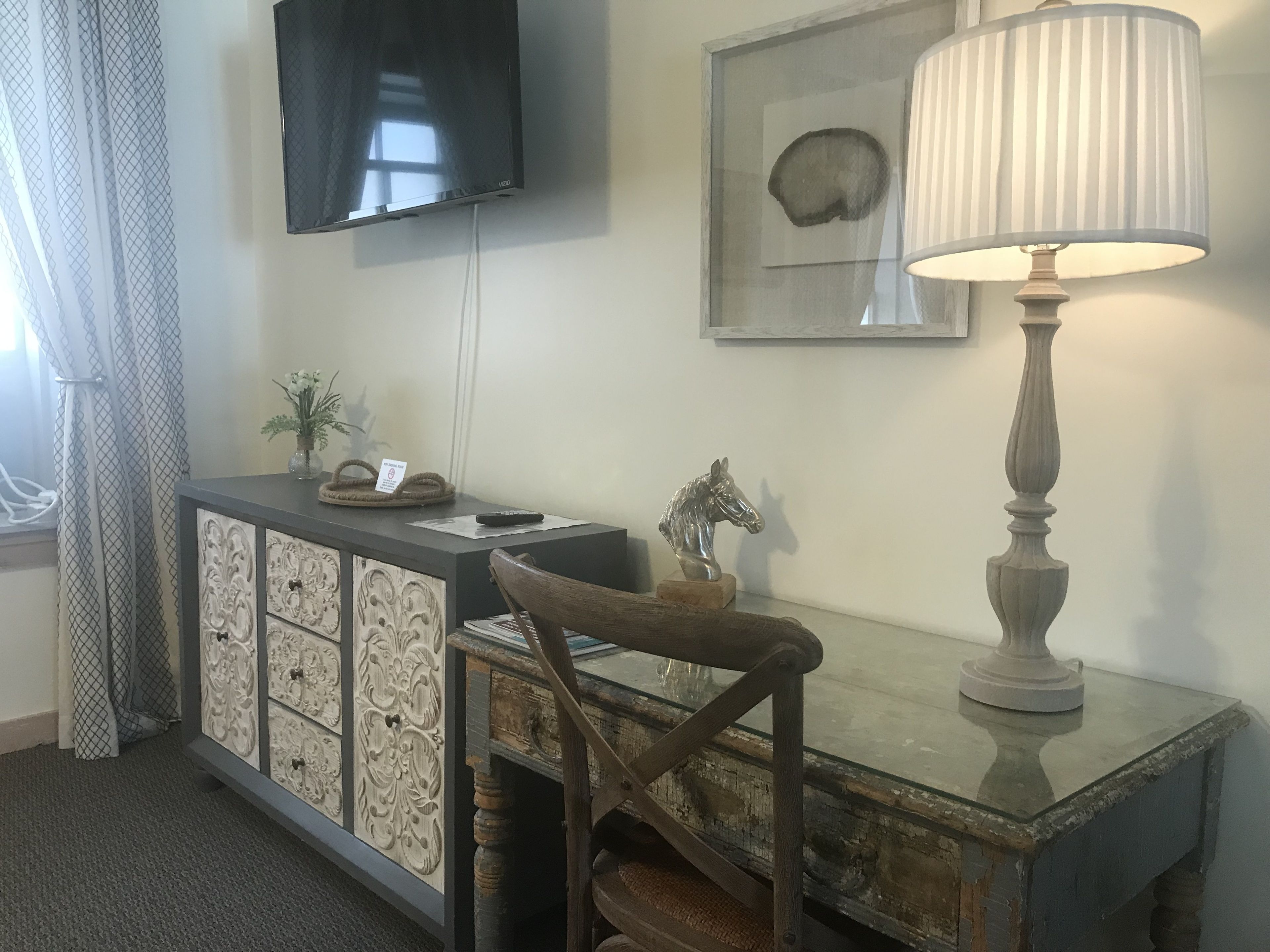 hill country 2 | 1 bedroom, premium bedding, iron/ironing board, free wifi