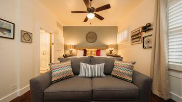 School House 2 | 1 bedroom, premium bedding, iron/ironing board, free WiFi