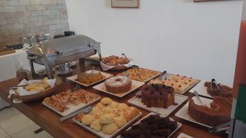 Tägliches inbegriffenes Frühstücksbuffet