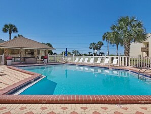 Property grounds - Blue Surf Unit 15 B (Miramar Beach)