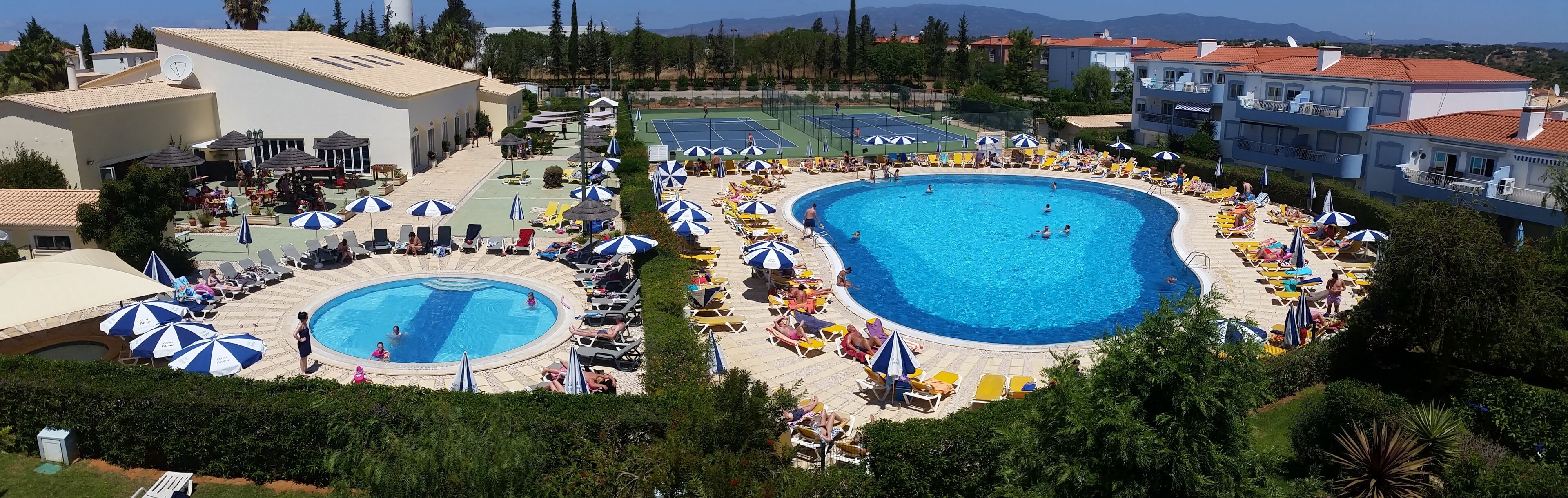 Innenpool, Außenpool