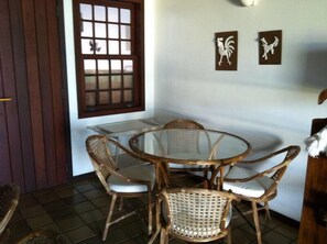 Huoneisto | Ruokailu omassa huoneessa