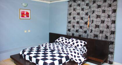 Awesome Penthouse Room On Admiralty, Lekki 1 (1)