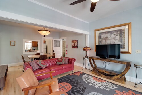 'St Valentine' Apartment w/ Balcony in Bisbee