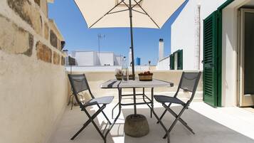 Doppelzimmer, Terrasse | Terrasse/Patio