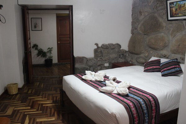 Superior Double Room, 1 Queen Bed | Free WiFi - Illapa Inn Cusco (Cusco)