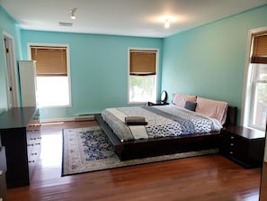 Room - Leisure filled Lakehome with Boat. Close to golf, waterparks and Casino.  (Tobyhanna)