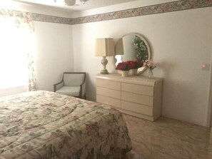 2 Schlafzimmer, Bügeleisen/Bügelbrett, Internetzugang, Bettwäsche