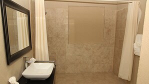 Deluxe Room | Bathroom - Plaza Goya #201 New Spacious 2 bdrm Suite for 10 (Puerto Peñasco)
